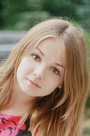 Настя, метро Алма-Атинская