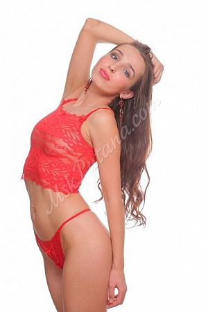 Настя, метро Римская