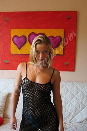 Маша, метро Новоясеневская