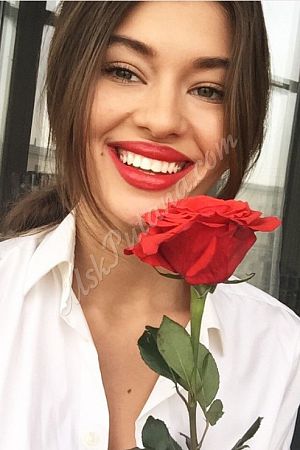 Ника, метро Улица Скобелевская