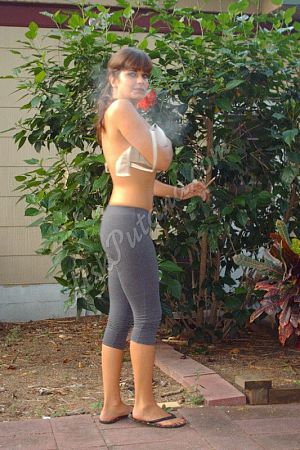 Нина, метро Третьяковская