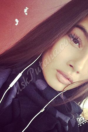 Наташа, метро Саларьево