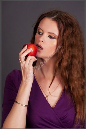 Ирина, метро Семёновская