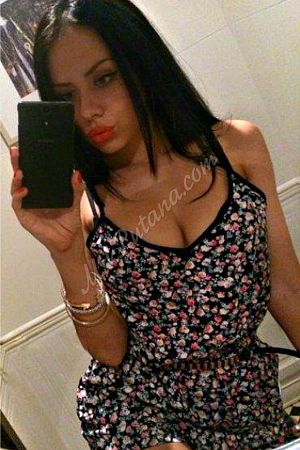 Настя, метро Трубная