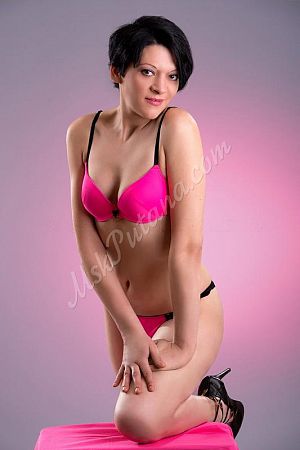 Настя, метро Алма-Атинская