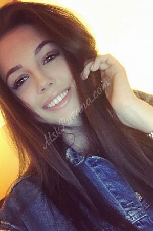 Настя, метро Щёлковская