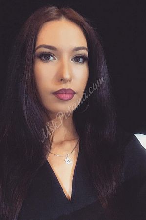 Яна, метро Павелецкая