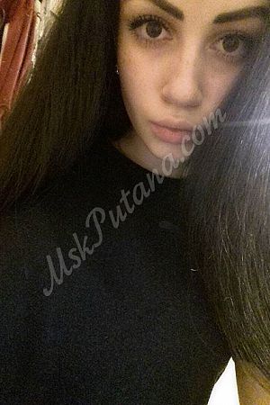 Милана, метро Войковская