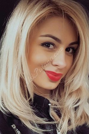 Василиса, метро Комсомольская