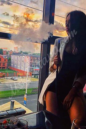 Нина, метро Соколиная Гора