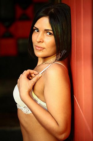 Мила, метро Семёновская