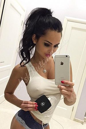 Лейла, метро Проспект Мира