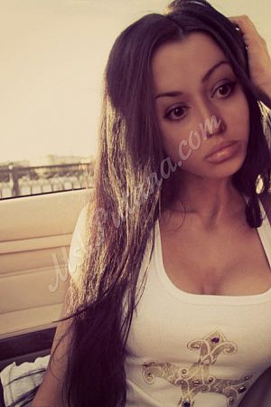 Яна, метро Новогиреево