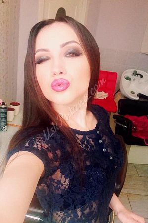 Алиса, метро Чистые пруды