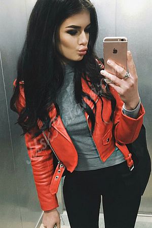 Маша, метро Марьина роща