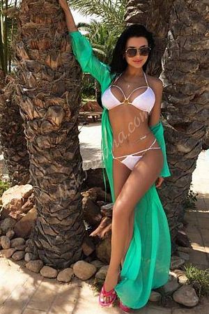 Жанна, метро Пионерская