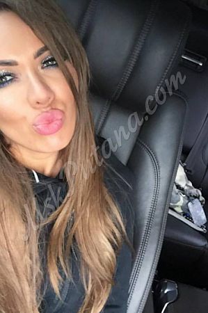 Ксюша, метро Баррикадная