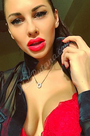 Лера, метро Андроновка