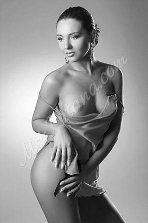 Лиза, метро Павелецкая