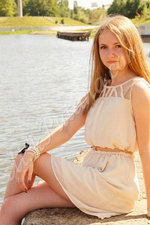 алина, метро Тверская