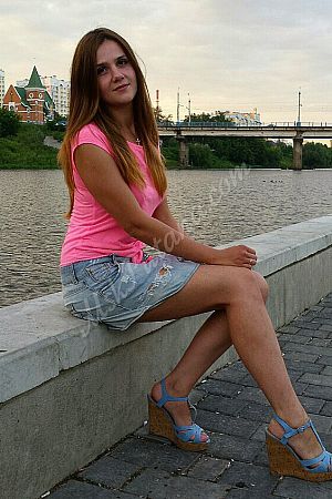 юля, метро Деловой центр