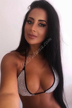 Наташа, метро Петровский парк