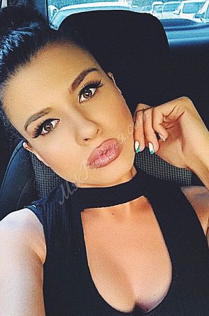 Екатерина, метро Римская