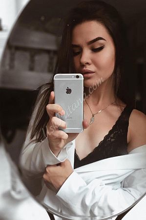 Аня, метро Саларьево