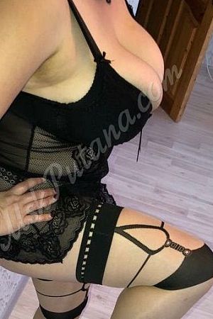 Юля, метро Охотный ряд