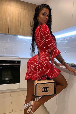 КАРИНА, метро Тверская