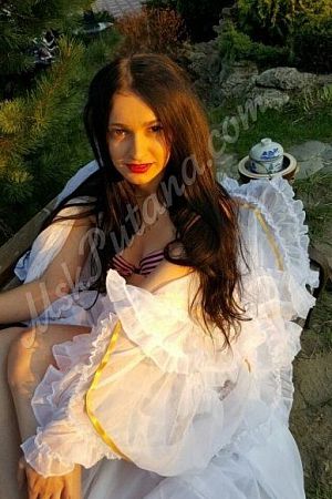 КАРИНА, метро Зорге