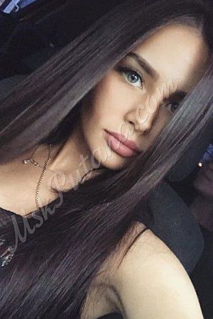 Катя, метро Серпуховская