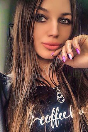 Алла, метро Электрозаводская