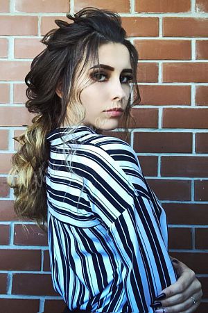 Лана, метро Коптево