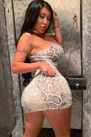 катя, метро Соколиная Гора