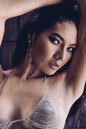 Елена, метро Выхино