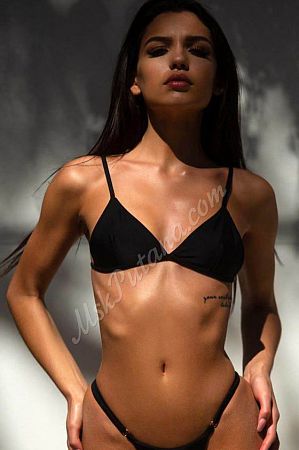 оля, метро Октябрьское Поле