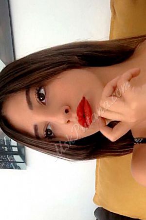 Александра, метро Рижская