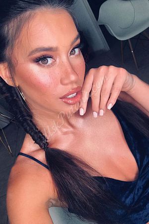 Ника, метро Шелепиха