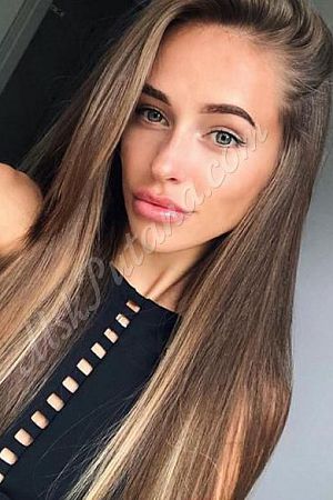 Лада, метро Коммунарка