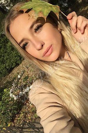 Юля, метро Новогиреево