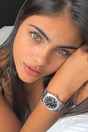 Дарина, метро Каховская