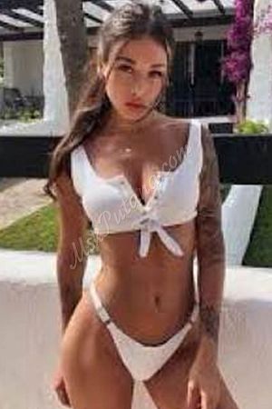 Лара, метро Ростокино