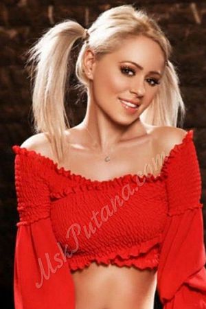 Юля, метро Лермонтовский проспект