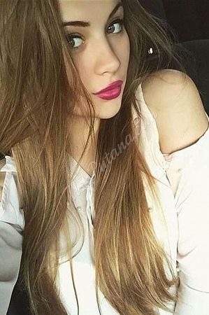 Юля, метро Дмитровская