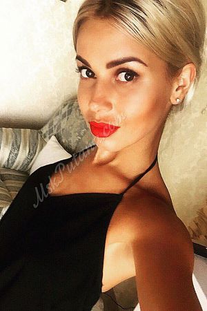 Юля, метро Жулебино