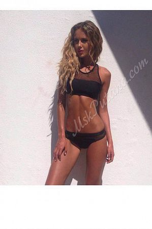 Лика, метро Театральная