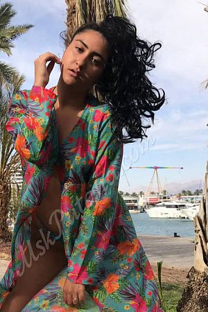 света, метро Волоколамская