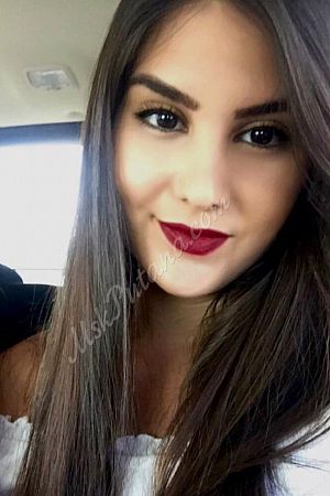 марина, метро Улица Горчакова