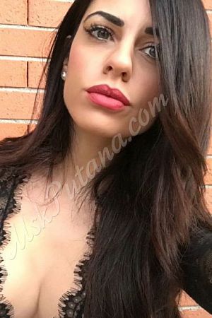 Кристи, метро Бульвар Дмитрия Донского